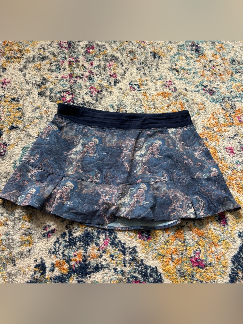 Tasc performance Women's Navy Patterned Flared athletic skort medium